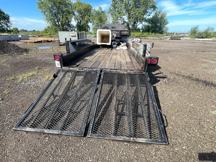 2012-sdp-ez-hauler-5500-image-45