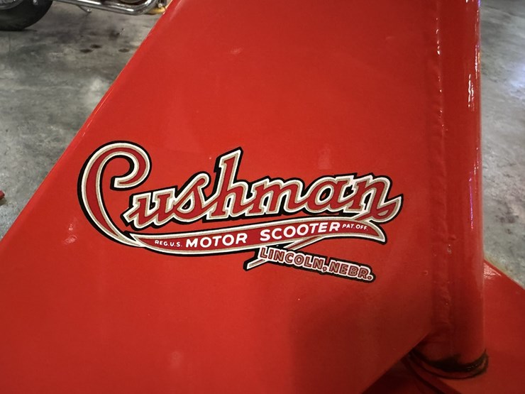 #156-•-1954-cushman-husky-motor-scooter-image-8