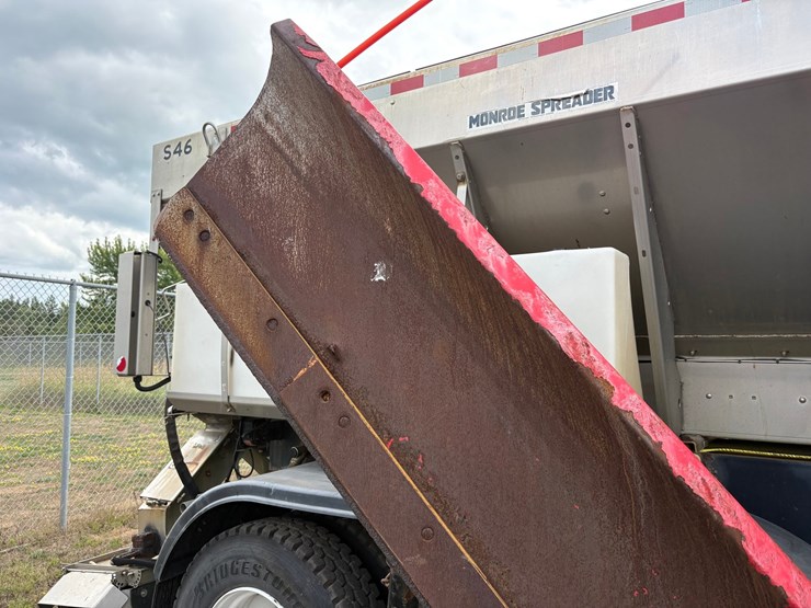 2018-western-star-4700sf-image-64