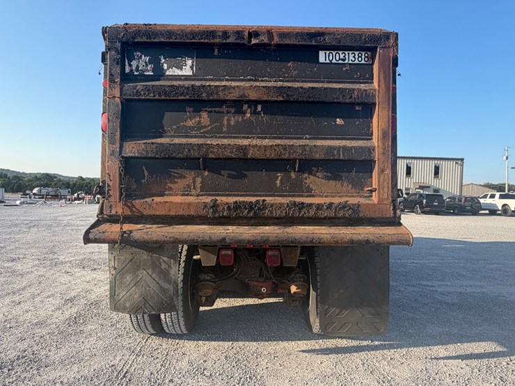 #266-•-2007-mack-ctp713-tri-axle-dump-truck-image-5