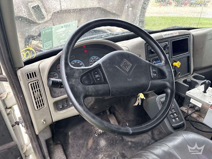 2016-international-workstar-7400-image-45