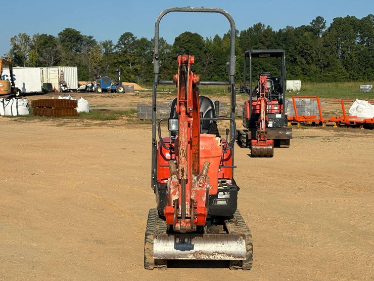 2019-kubota-k008-3-image-5