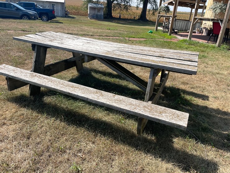 #6238-•-wooden-picnic-table-image-6
