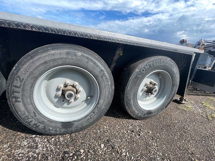 2012-sdp-ez-hauler-5500-image-55