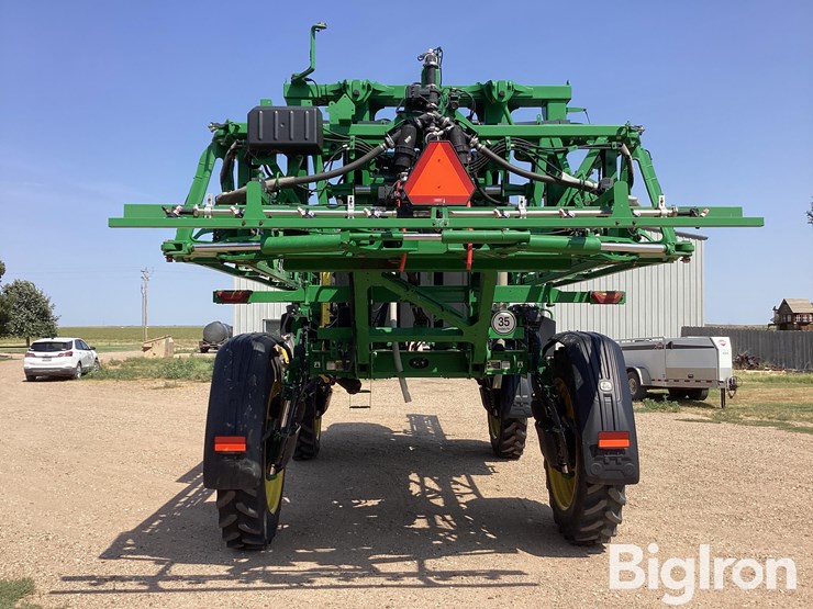 2024-john-deere-410r-image-6