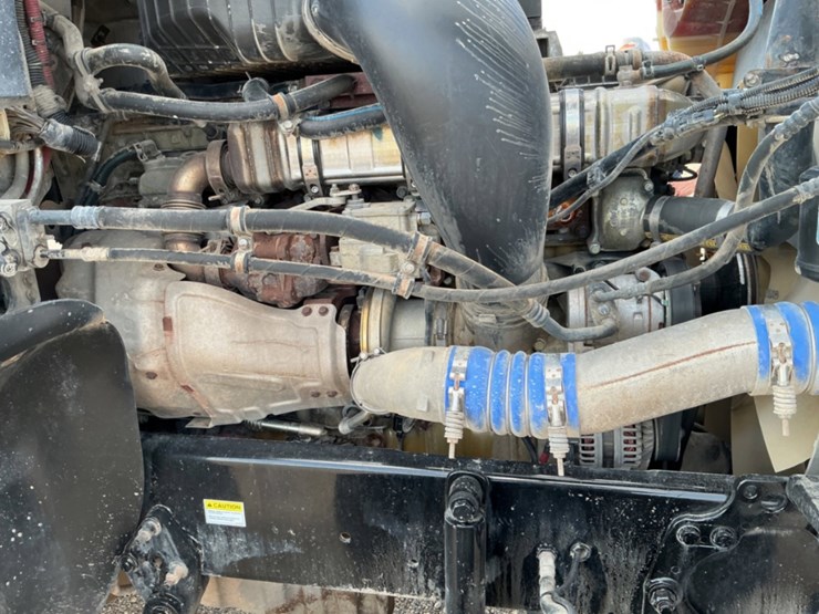 2011-freightliner-coronado-122-sd-image-13