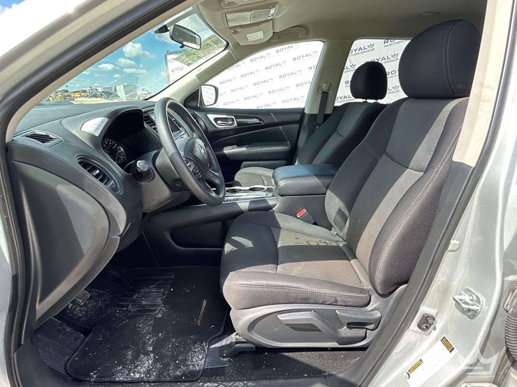 2018-nissan-pathfinder-image-12