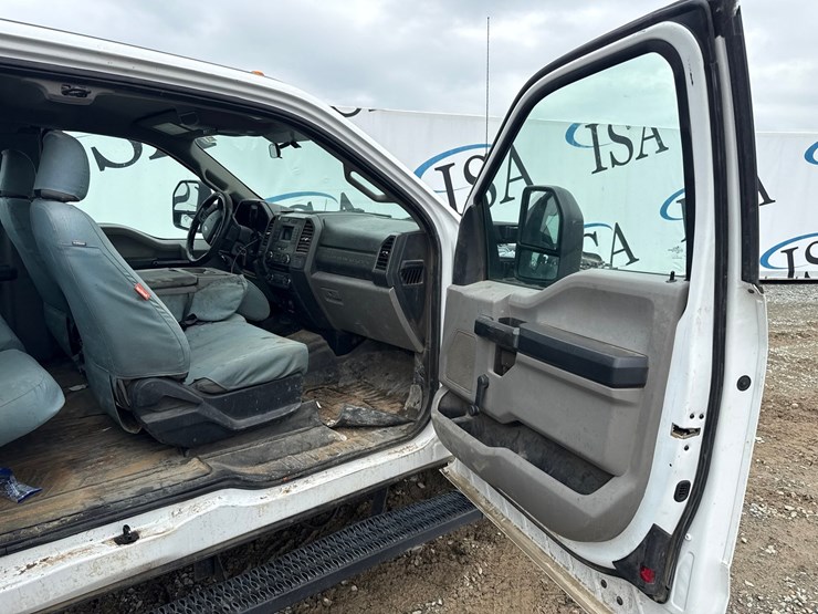 2017-ford-f250-image-36