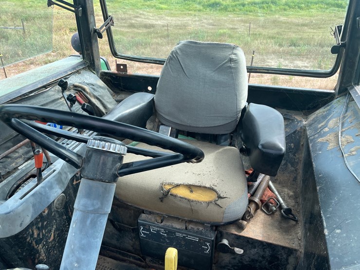 john-deere-4640-image-34