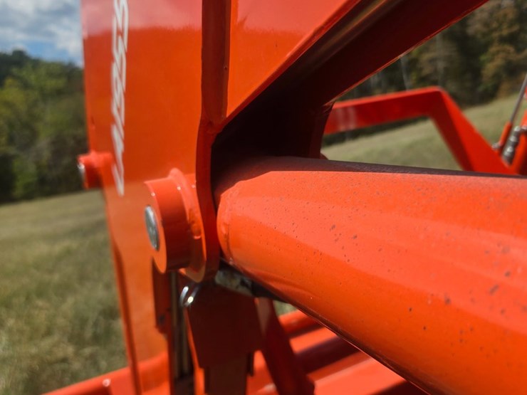 kubota-m6-111-image-82