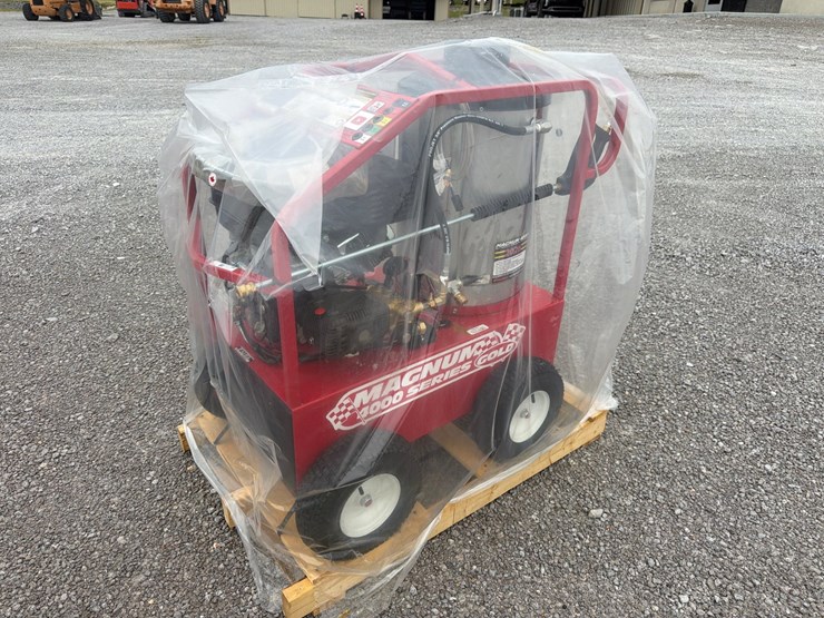 #334-•-hot-water-pressure-washer-image-1