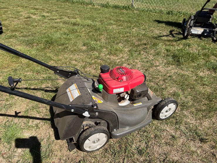 honda-lawn-mower-image-3