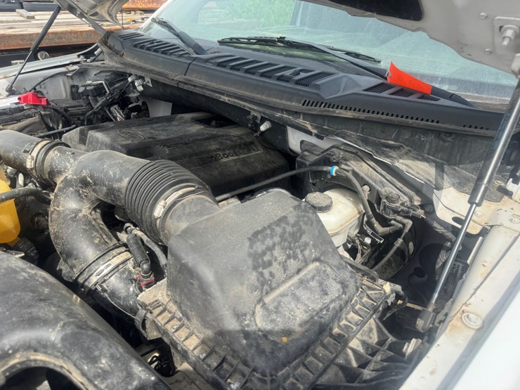 2019-ford-f150-xlt-image-54