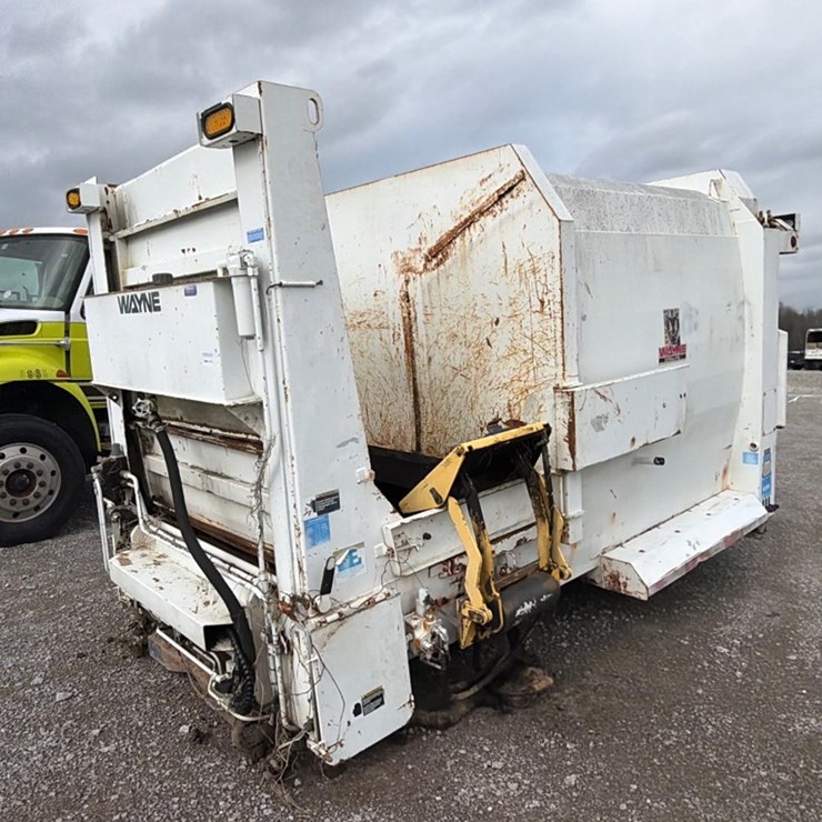 2008 CATERPILLAR 10