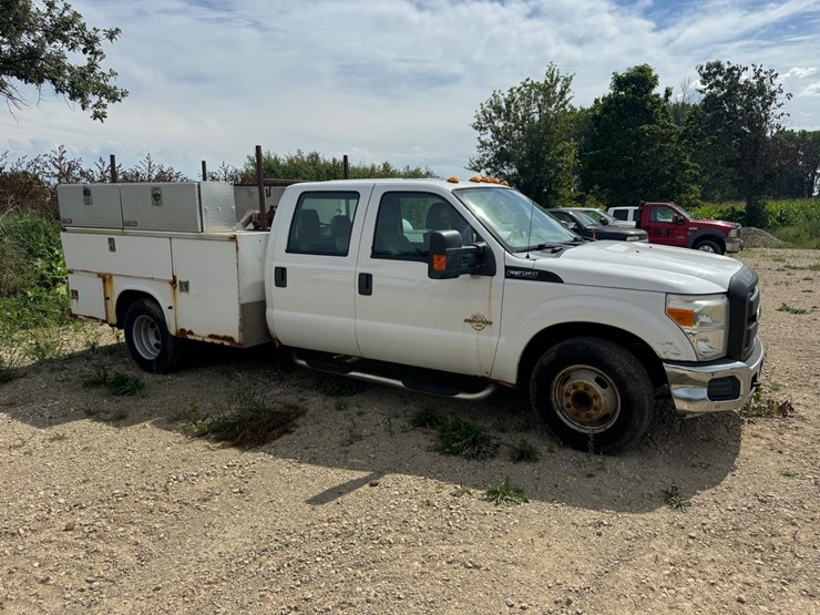 2012-ford-f350-image-4