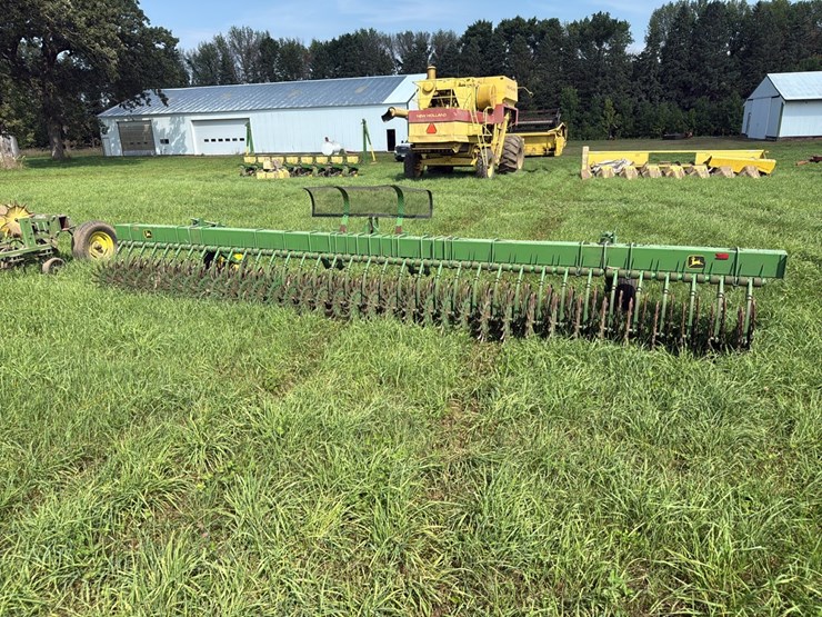 john-deere-400-image-3