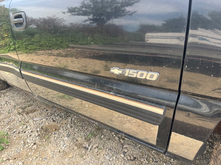 1999-chevrolet-1500-image-17