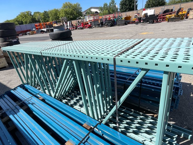 #9004-•-tear-drop-pallet-racking-(shed)-image-3