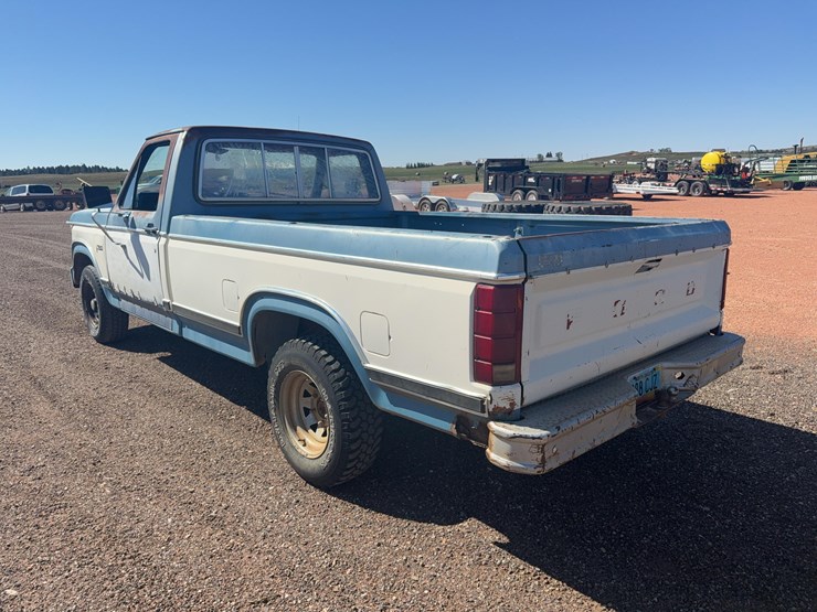 1983-ford-pickup-image-2