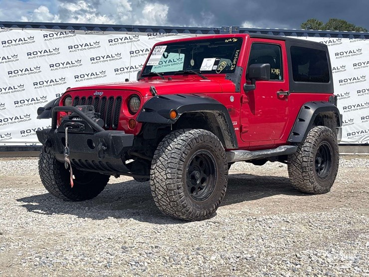 2012-jeep-wrangler-image-1