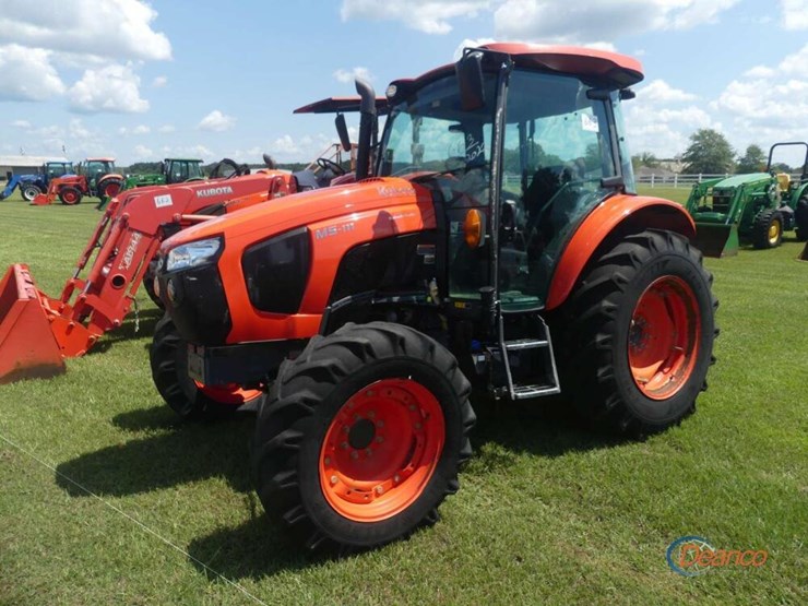 2022-kubota-m5-111d-image-24