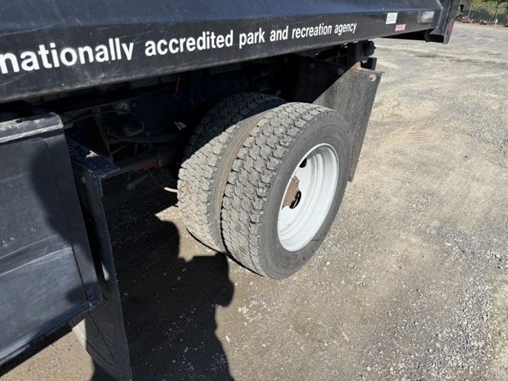 2011-ford-f450-image-11