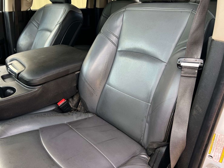 2019-ram-2500-tradesman-image-38
