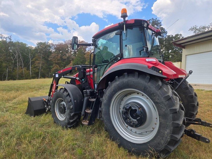 #26371-•-case-farmall-115u-tractor-image-7