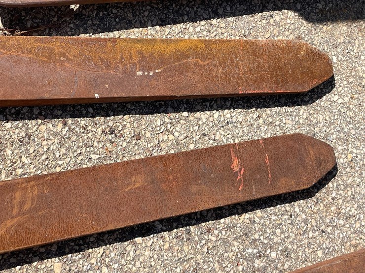 #9011-•-pair-of-forklift-forks-(shed)-image-2
