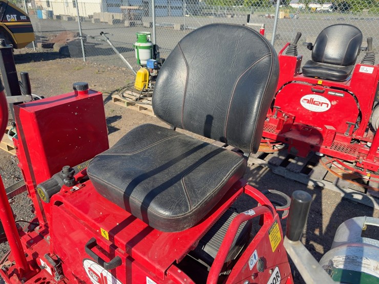 allen-rp235-ride-on-concrete-finisher-image-6
