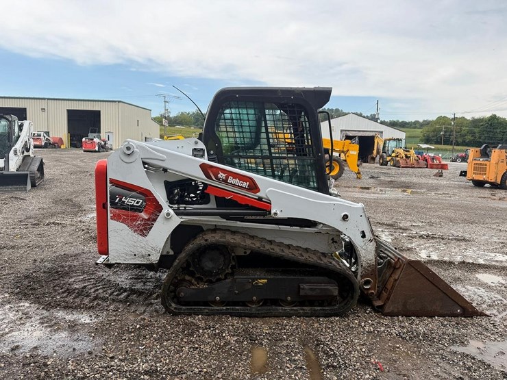 2024-bobcat-t450-image-4