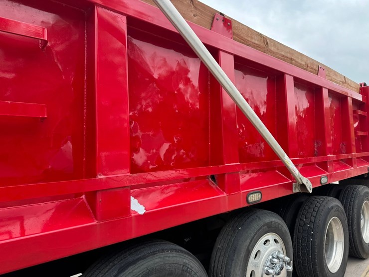 1995-mack-rd688s-image-16