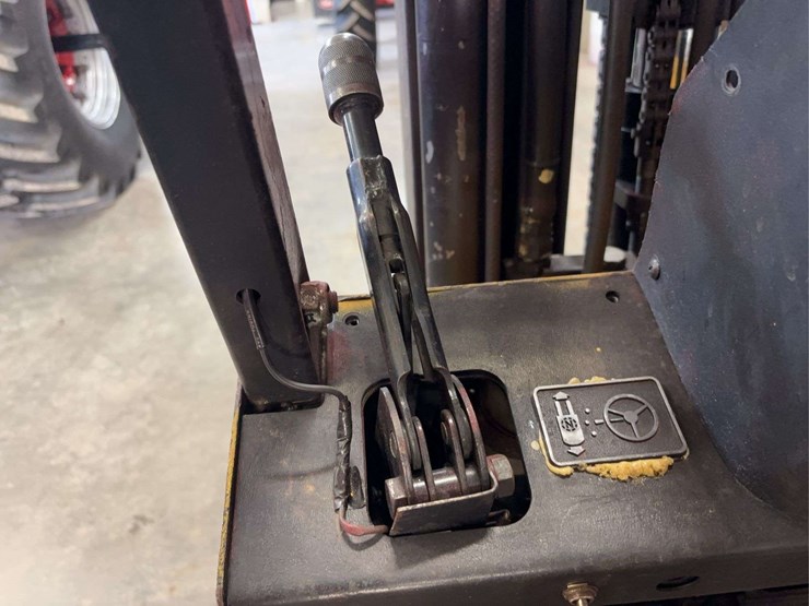 yale-lp-forklift-type-g-image-35