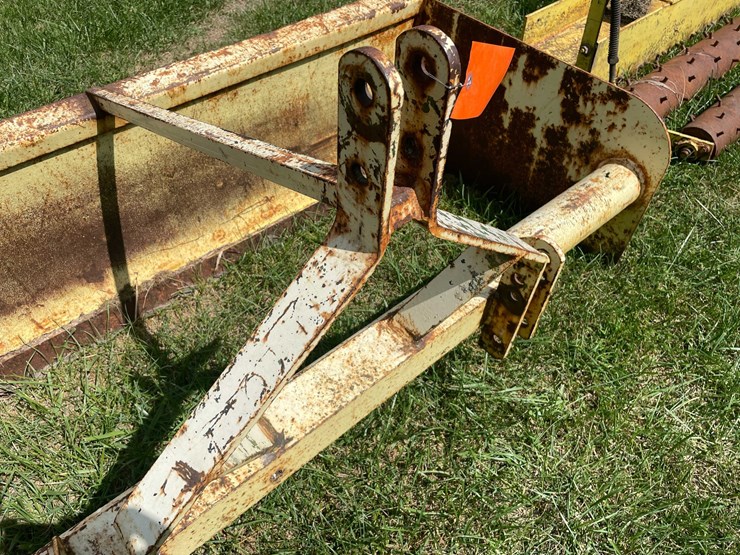 #1629-•-3-point-rear-scraper-blade-image-9