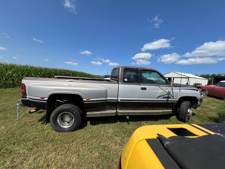 1997-dodge-ram-3500-image-5
