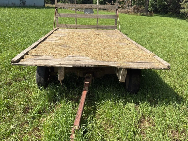 8’-x-16’-hay-rack-w/-back-rack-image-2