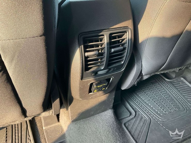 2013-ford-escape-image-24
