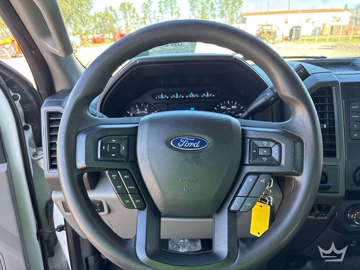 2020-ford-f250-image-12