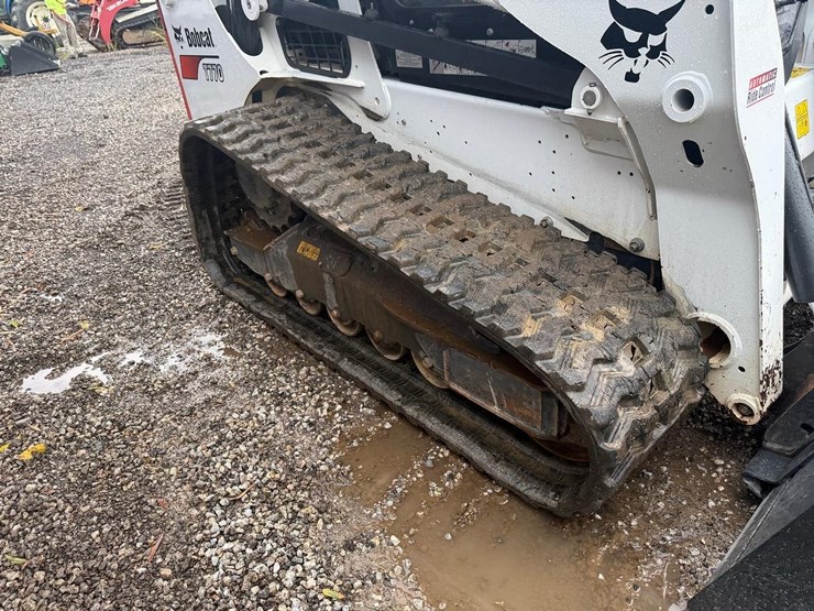 2023-bobcat-t770-image-12