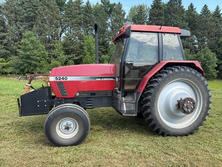 case-ih-5240-image-14