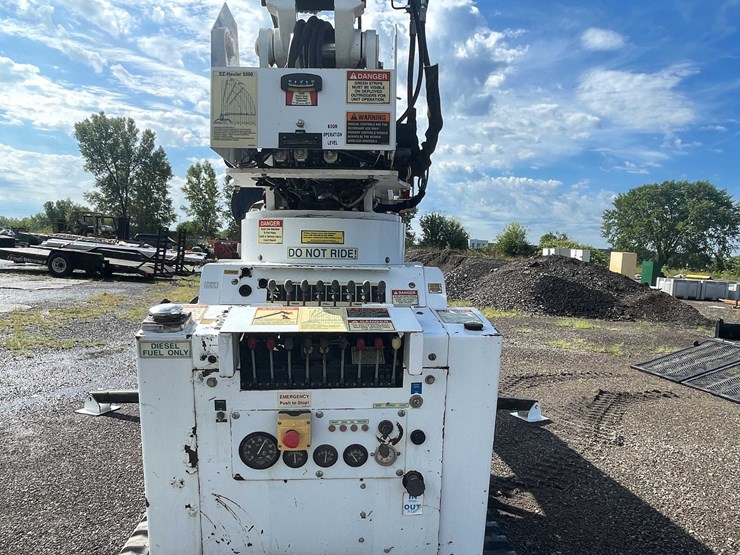 2012-sdp-ez-hauler-5500-image-24