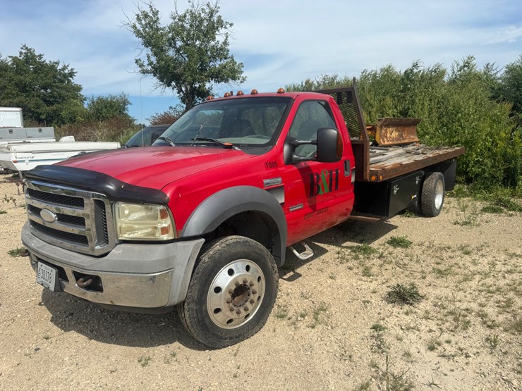 2005-ford-f350-image-1