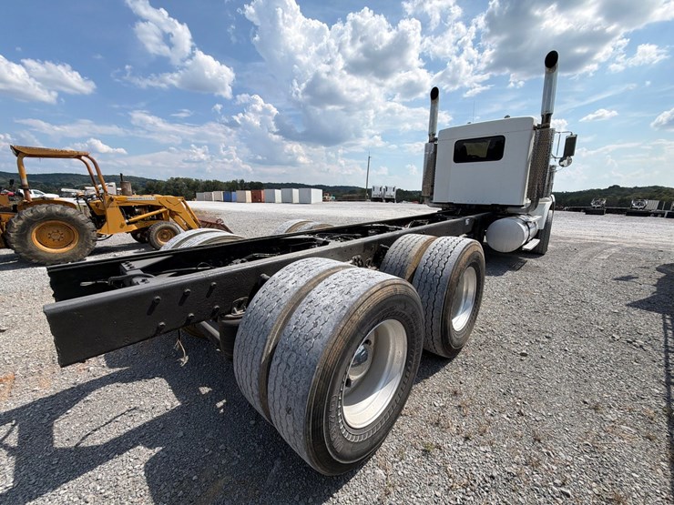 2007-kenworth-t800-image-6