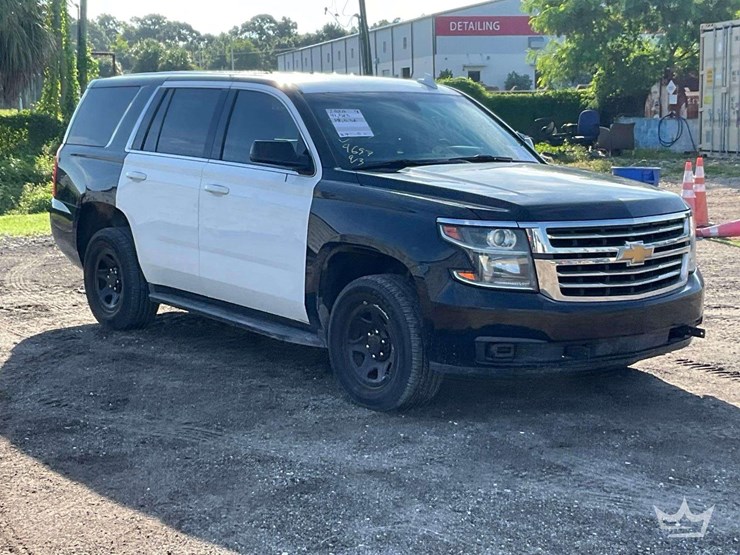 2020-chevrolet-tahoe-image-2