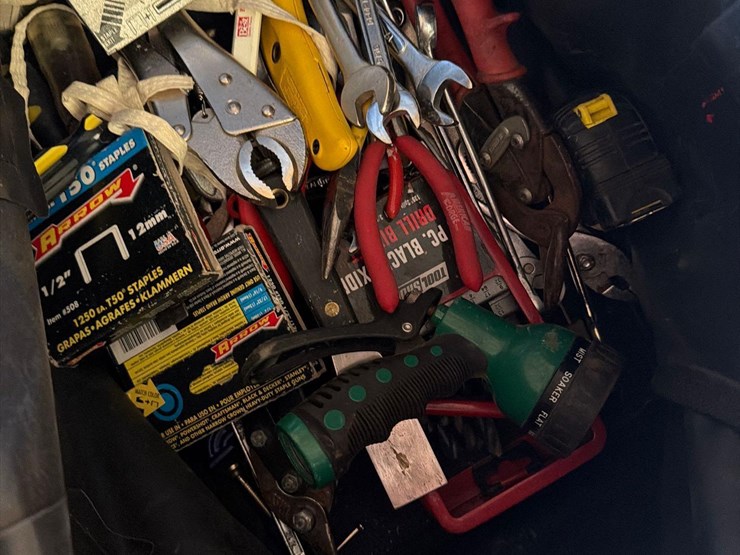 tool-bag-with-tools-image-4