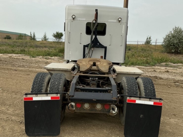 2012-kenworth-t800-image-7