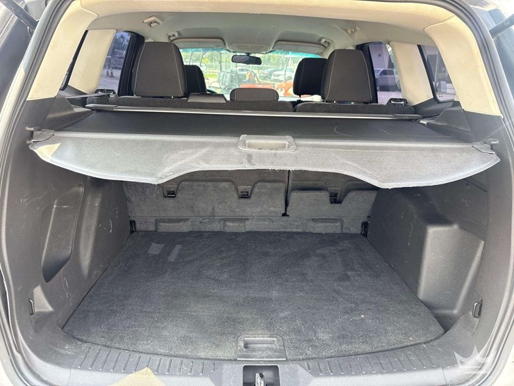 2015-ford-escape-image-5