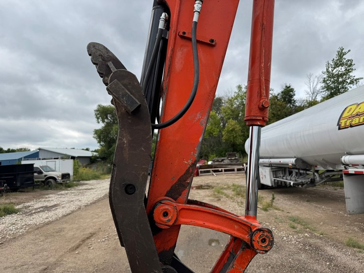 kubota-kx080-3-image-33