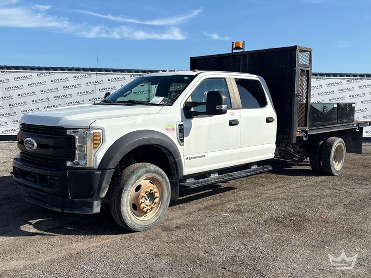 2019-utility-flatbed-image-1
