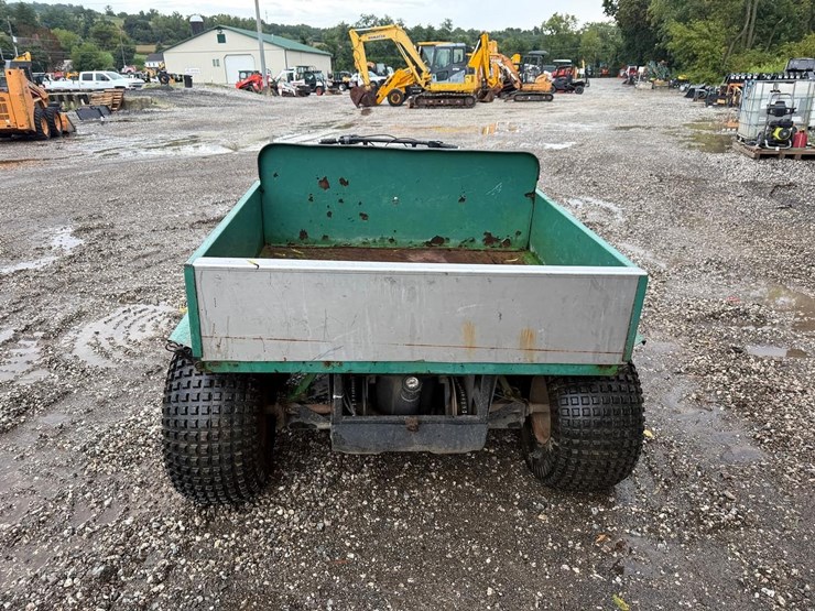 john-deere-gator-image-3